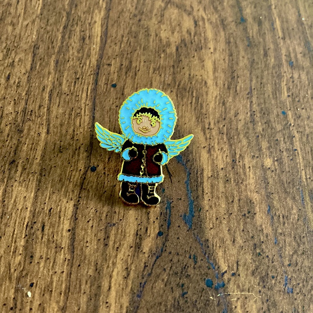 Eskimo Angel Brooch